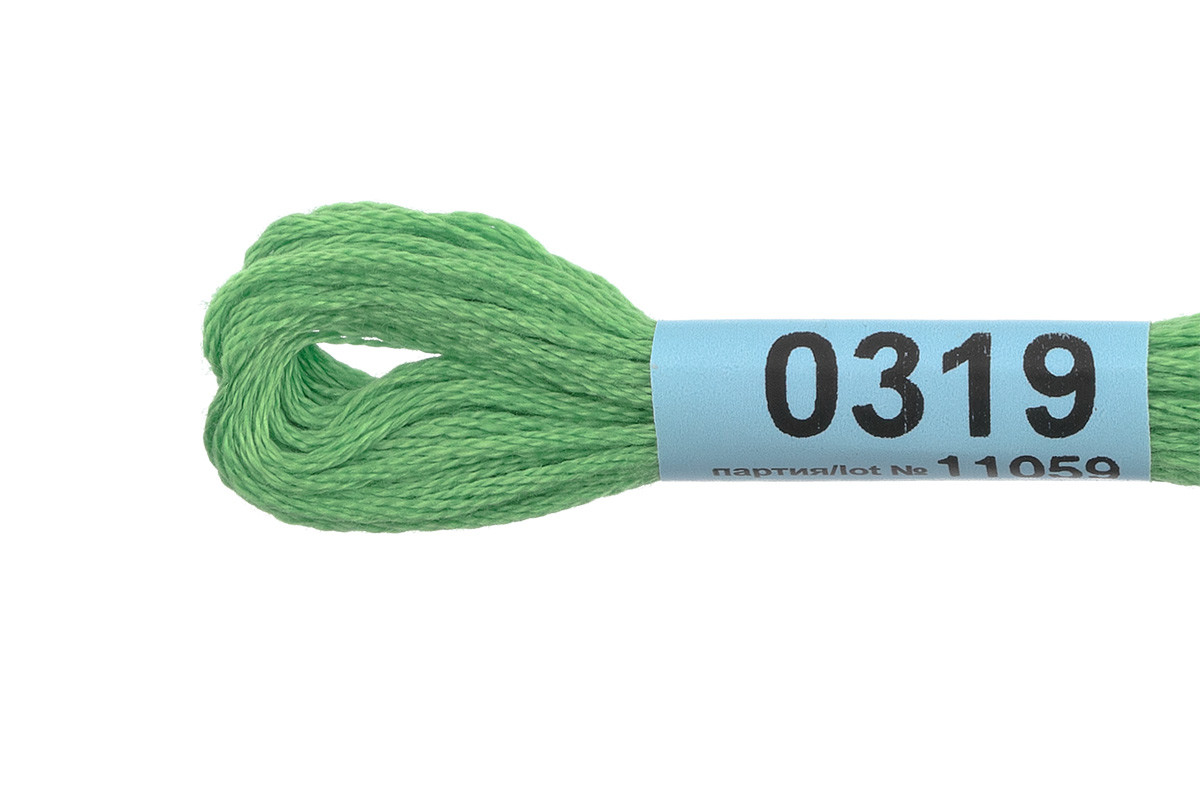 Нитки для вышивания " Gamma" мулине ( 0207- 0819 ) 100% хлопок 8 м №0319 яр- зеленый