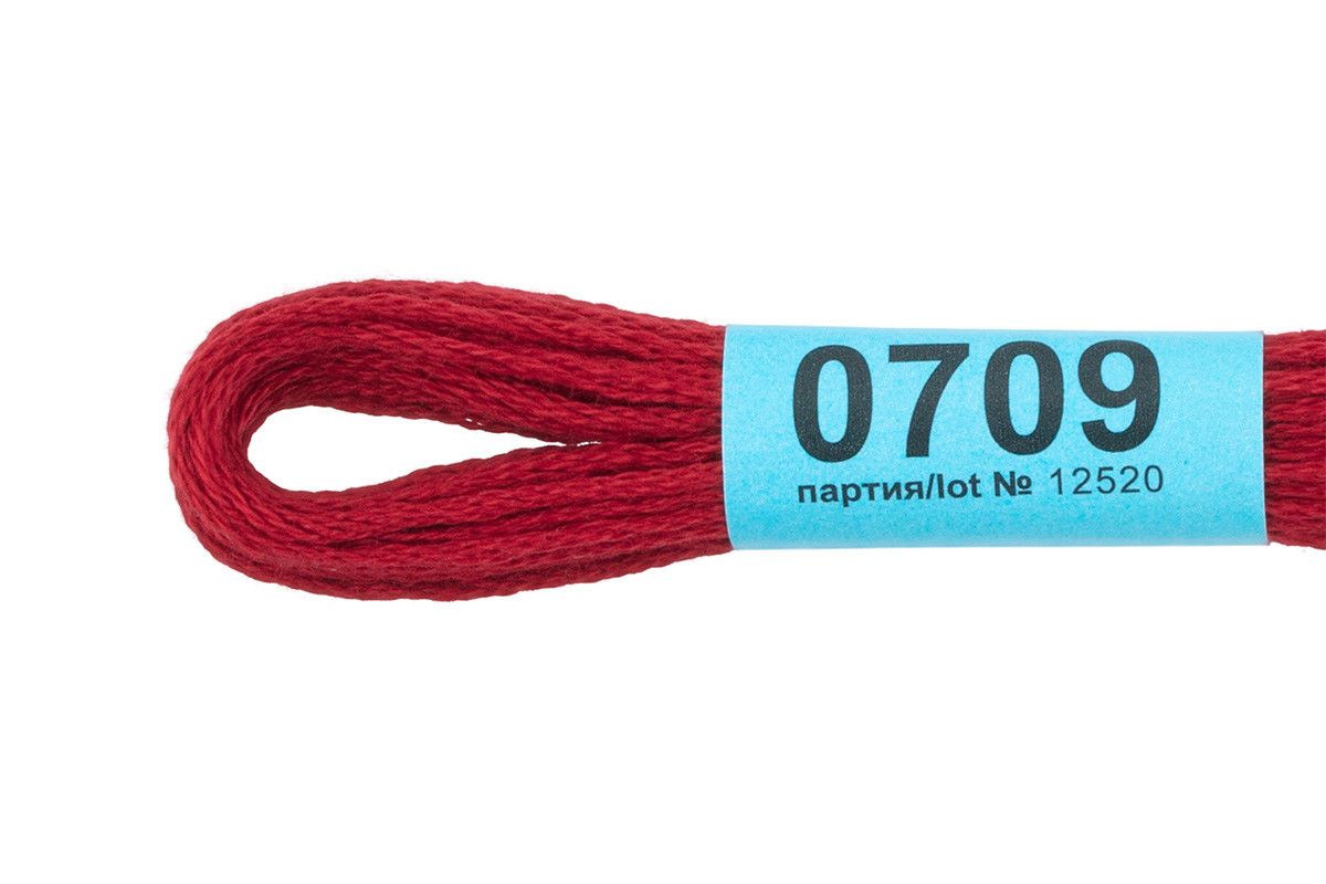 Нитки для вышивания " Gamma" мулине ( 0207- 0819 ) 100% хлопок 8 м №0709 т. красный