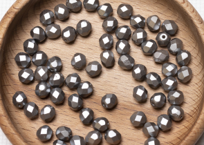 Бусины полированные круглые 6мм 25г (90 штук) 02010/25028