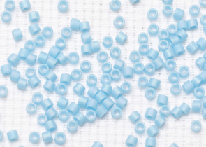 Бисер Япония MIYUKI Delica цилиндр 10/0 5 г DBM-0879 голубое небо непрозрачный радужный матовый