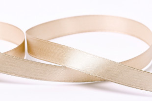 Лента атласная 12 мм 33 м ±2 м №061 св.св.бежевый