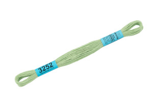 Нитки для вышивания " Gamma" мулине ( 3173- 6115 ) 100% хлопок 8 м №3252 св. св. зеленый